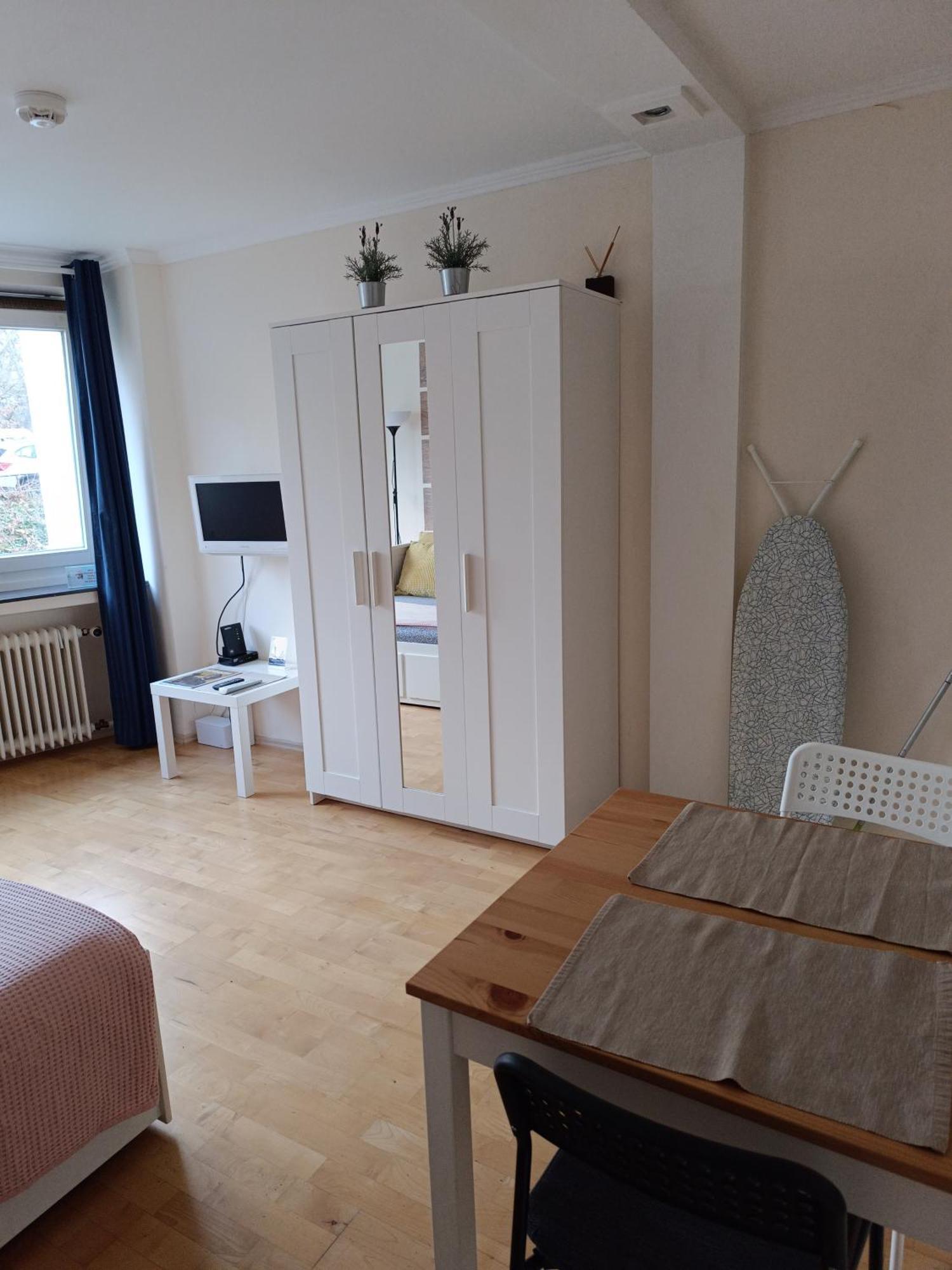 Apartment Am Bach Augsburg Exterior photo