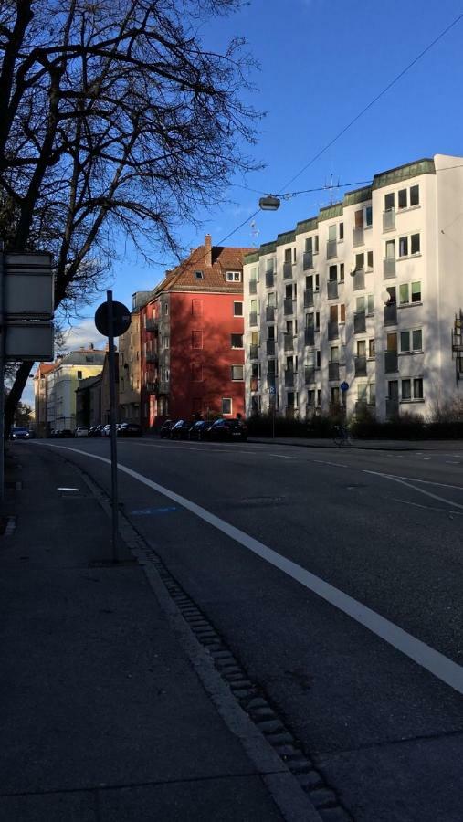 Apartment Am Bach Augsburg Exterior photo
